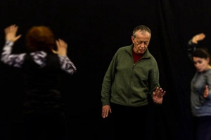 Tsugi Porto | Dança Contemporânea +55 Anos & Seniores