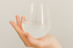 Estudo refere que a hidratação pode ajudar a viver mais e melhor